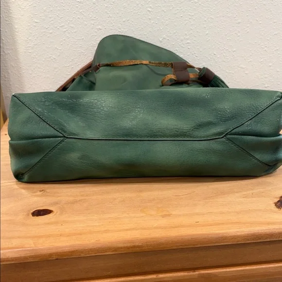 Green Leather Drawstring Bag - Picture 12 of 12